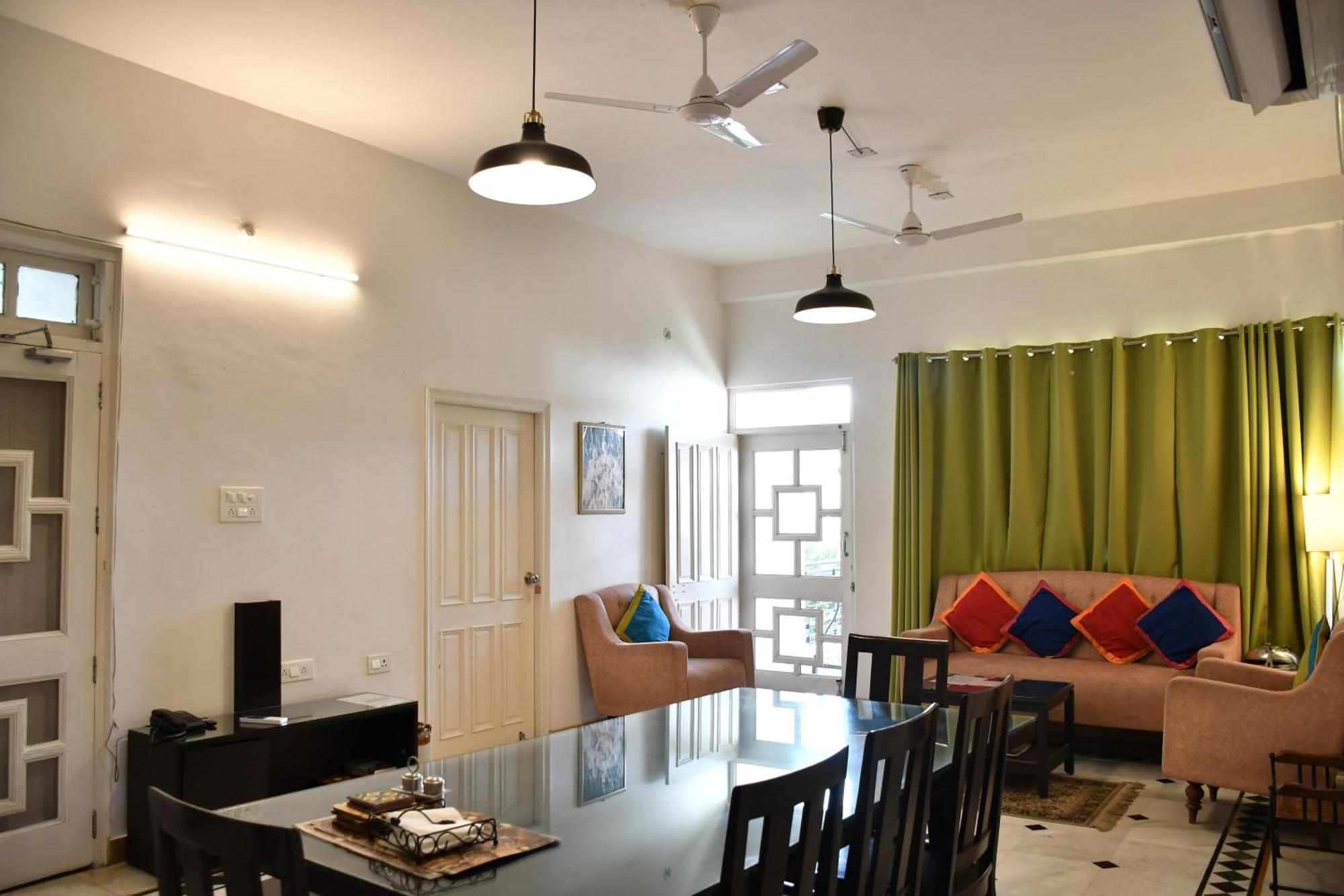 Nawab Ki Deohri - 1 Km Kashi Vishwanath Temple Homestay